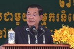 Thủ tướng Hun Sen lo ngại tốc độ gia tăng lây nhiễm HIV/AIDS tại Campuchia