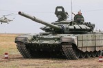 Tổng thống Chechnya khen xe tăng T-72 Nga 'tiện nghi như siêu xe Maybach'