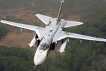 Tiêm kích Su-24 Nga bất ngờ "lượn lờ" ở biên giới Syria - Thổ Nhĩ Kỳ? 