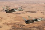 Lộ diện chiến đấu cơ Israel vừa bị tiêm kích "tử thần" Su-35 đuổi chạy "rẽ đất"