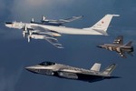 "Gấu bay" Tu-142 xuất hiện, F-16 Na Uy và F-35 Italy vội áp sát  