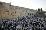 Đụng độ đẫm máu Israel-Palestine ở đền thờ al-Aqsa