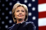 Sát ngày bầu cử Mỹ, bà Clinton dẫn trước ông Trump 5 điểm