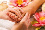 Mẹo massage bàn chân chữa bệnh tuyệt vời