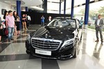 Soi Mercedes-Maybach S600 đắt nhất Việt Nam vừa ra mắt