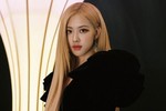 5 idol được mệnh danh là thiên nga đen thế hệ mới Kpop