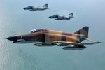 Bằng chứng Iran điều F-4 không kích IS ở Iraq