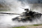 Iran ngỏ lời với Nga mua siêu xe tăng T-90