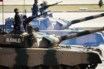 Tăng thiết giáp Pakistan cực chất lượng, không ngán "ông kẹ" T-90 Ấn Độ 