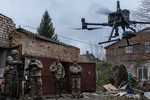 UAV Nga tấn công UAV “Ma cà rồng” của Ukraine trên bầu trời Bakhmut 