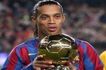 Bí mật cuộc đời của Ronaldinho chắc chắn bạn chưa biết