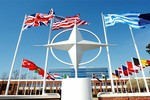 Thổ Nhĩ Kỳ mua vũ khí Trung Quốc, NATO chia rẽ