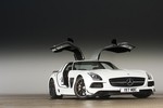 Mê mệt ngoại hình Mercedes-Benz SLS AMG kiêu kỳ