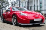 Ngắm xế độ Nissan 370Z rực rỡ trong nắng Sài Gòn