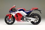 Honda RC213V-S: Đỉnh cao công nghệ hay "lừa" khách?