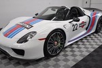 Siêu xe đỉnh cao Porsche 918 Spyder độ tem giá 41 tỷ