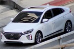 “Xế xanh” Hyundai Ioniq, đối thủ trực tiếp với Toyota Prius