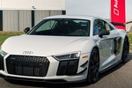 Siêu xe Audi R8 V10 giá từ 5,5 tỷ đồng có gì hot?