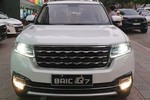 Xe BAIC Trung Quốc “nhái” Range Rover giá 658 triệu