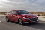 “Soi” chi tiết những công nghệ mới trên Hyundai Elantra 2021