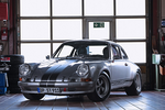 Porsche 911 đời 1985 "biến hình" xe cổ hàng độc 1970