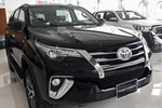 Toyota Fortuner bản full 2.8L 4x4 cũ giảm hơn 230 triệu đồng