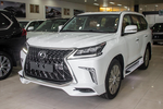 Điểm mặt đối thủ của Lexus LX570 tiền tỷ tại Việt Nam