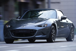 Mazda MX-5 Miata 2021 từ 26.380 USD, nâng cấp những gì?