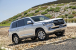 Cận cảnh Toyota Land Cruiser Horizon "trùm cuối", từ 2,3 tỷ đồng