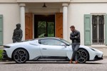 David Beckham "đọ dáng" siêu xe Maserati MC20 hơn 6 tỷ đồng