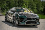 Chiếc siêu SUV Lamborghini Urus độ Venatus "kịch độc" từ Mansory