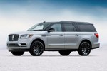 Lincoln Navigator 2022 được 'nhá hàng' trước ngày ra mắt