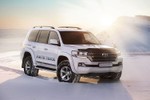 Toyota Land Cruiser 300 Series off-road tốt hơn nhờ Arctic Trucks