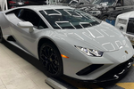 Lamborghini Huracan EVO RWD đầu tiên về Việt Nam đã thông quan