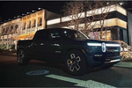 Rivian R1T 2022 mới - bán tải điện của Mỹ có gì hay?