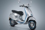 Cận cảnh Vespa Elettrica 2023 giá 280 triệu đồng tại Việt Nam