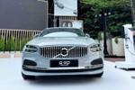 Cận cảnh Volvo S90 Recharge Ultimate "ăn ít xăng" giá 2,89 tỷ đồng