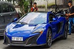 Minh Nhựa lái siêu xe McLaren 650S "náo loạn" Sài Gòn