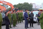 Hà Nội: Bắt tạm giam lãnh đạo Trung tâm Đăng kiểm 29-07D