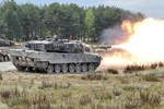 Ukraine sắp nhận xe tăng Leopard-2 viện trợ, sẵn sàng đối dầu T-90?