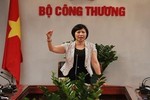 Gia đình Thứ trưởng Kim Thoa nhận hàng chục tỷ đồng