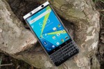 BlackBerry KeyOne “cháy hàng” trong ngày lên kệ đầu tiên