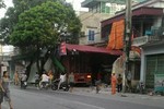 Hải Dương: Kinh hoàng xe container mất lái, tông xuyên 4 nhà dân