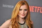 Sao trẻ Hollywood Bella Thorne thừa nhận là người lưỡng tính