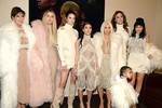 Gia đình Kim Kardashian kiếm bộn tiền nhờ truyền hình thực tế