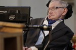 Stephen Hawking cảnh báo nguy cơ con người diệt vong năm 2600