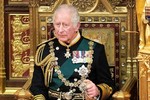 Những báu vật nào xuất hiện trong lễ đăng quang Vua Charles III?