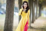 Hoa hậu Jennifer Chung xinh tươi với áo dài trên đất Mỹ