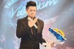 Trọng Hiếu đoạt quán quân Vietnam Idol 2015