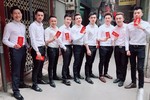 Ngắm dàn mỹ nam toàn “sao” bê tráp cho Khắc Việt trong đám hỏi